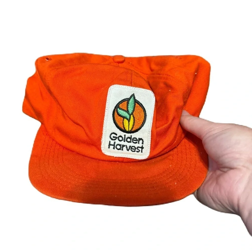 Vintage NEW GOLDEN HARVEST LIVESTOCK FEED PATCH HAT SnapBack